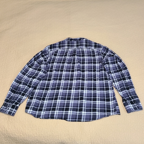 Woolrich flannel button down size 3XL - Picture 6 of 7